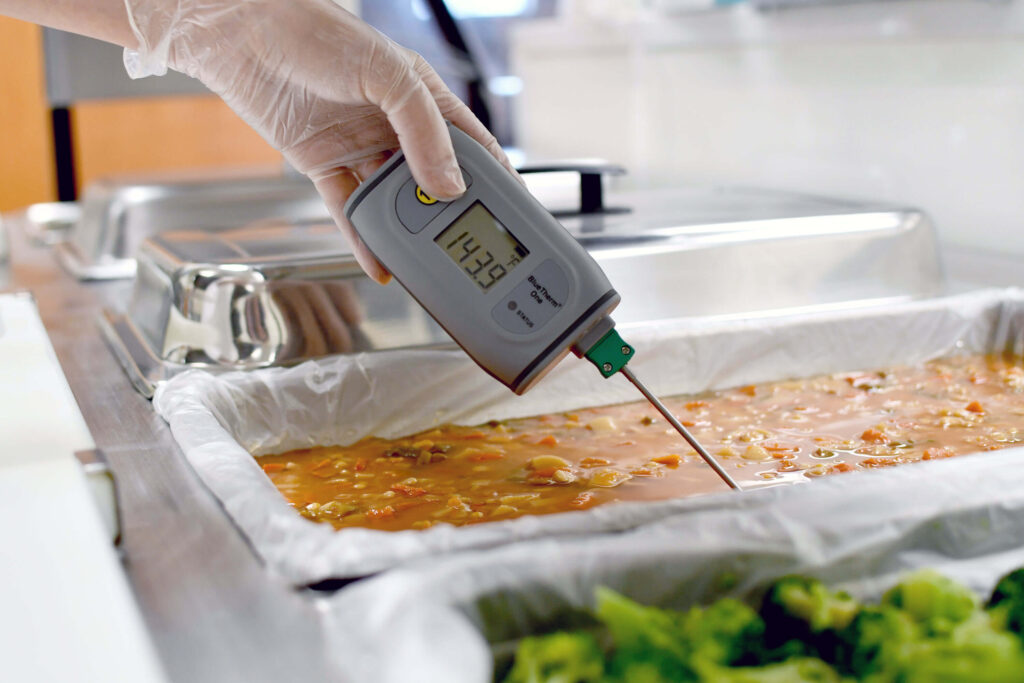 Wireless Temperature Monitoring for Food Safety